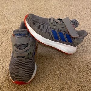 Toddler adidas 8
